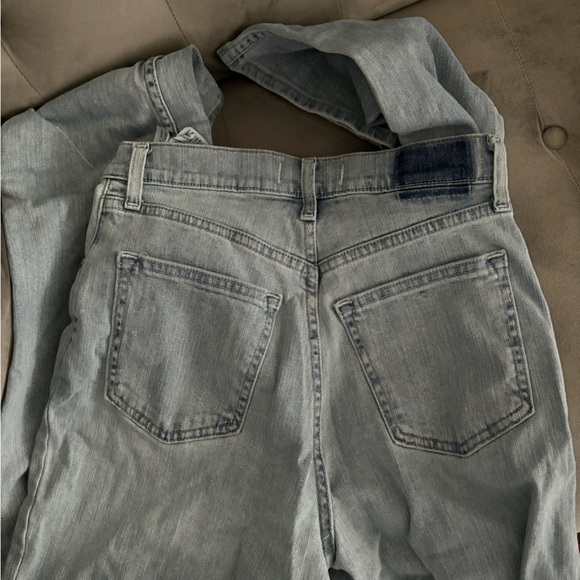 NWT ABERCROMBIE & FITCH Curve Love Ultra High Rise 90s Straight Jean - Picture 6 of 7